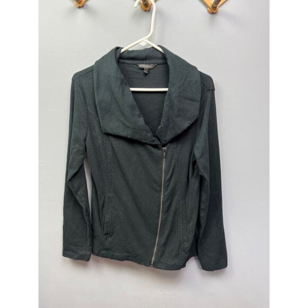 Banana Republic black medium knit jacket with front zipper